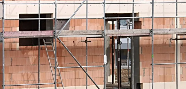 Comment choisir le bon artisan pour vos travaux