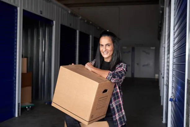 garde-meuble box de stockage désencombrement logement déménagement mobilier
