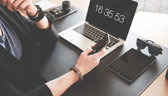 home-office-1867759_1920