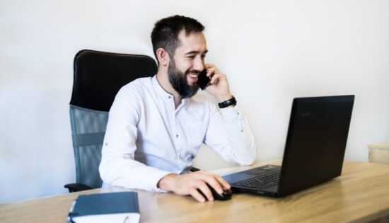 Téléphone_service_clients
