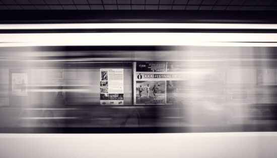 departure-platform-371218_1920