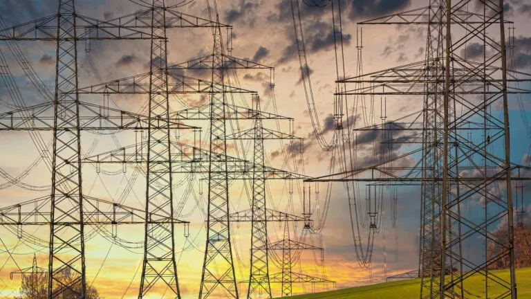 Industries : des experts vous guident sur les meilleures solutions énergétiques