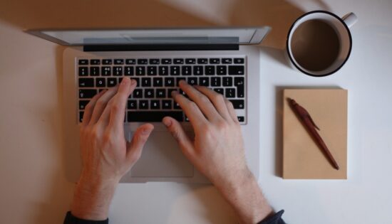 C’est_quoi_un_Ghostwriter_Linkedin_?