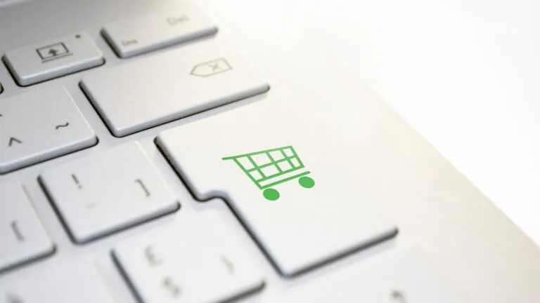 Tendances e-commerce 2025 : de l'automatisation à la personnalisation de la chaîne logistique