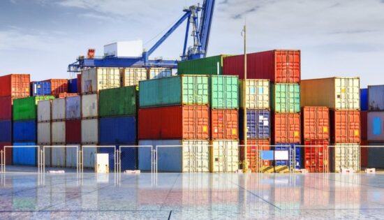L’importance_des_conteneurs_dans_le_transport_maritime