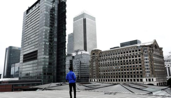 le-patron-doit-il-avoir-un-bureau-separe-de-celui-des-employes0