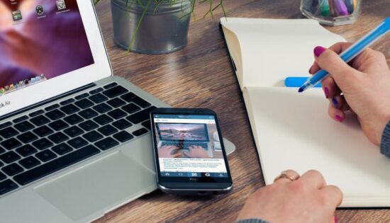 4-astuces-simples-pour-ameliorer-lacoustique-de-votre-openspace0