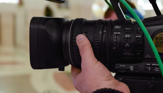 Comment_choisir_une_agence_pour_une_réalisation_de_vidéo_d_entreprise_?