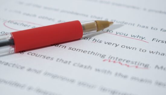 Relecture_par_un_Rédacteur_Professionnel_:_Comment_choisir_le_meilleur_?