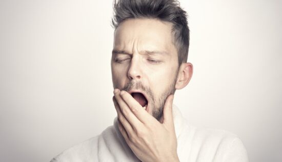 Qu_est_ce_qu_un_employé_privé_de_sommeil_coûte_à_votre_petite_entreprise_?