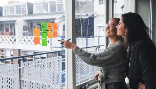 le-team-building-pour-renforcer-le-lien-des-equipes-au-sein-dune-entreprise0