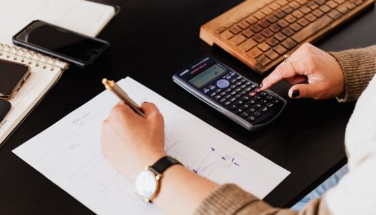 Éléments_à_prendre_en_compte_lors_de_l_embauche_d_un_comptable_pour_petites_entreprises