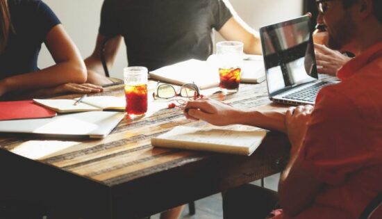 4-experts-partagent-leurs-conseils-pour-une-reussite-incroyable-en-matiere-de-marketing-numerique0