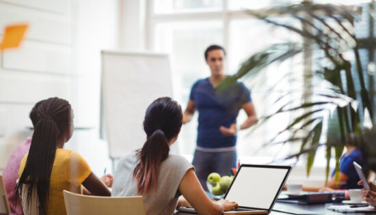 L'importance de la formation continue pour les artificiers dans un secteur en évolution